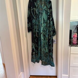 Floral Green and Black Women's Kimono & Pants Set